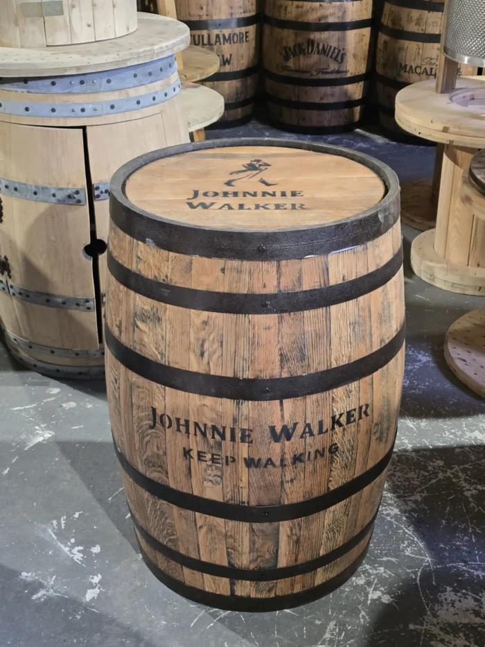 200 litrowa odrestaurowana beczka dębowa po whiskey - Johnnie Walker - obrazek 2