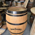 225 litrowa odrestaurowana beczka dębowa po winie - olejowana z napisami Jack Daniels