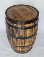 200 litrowa odrestaurowana beczka dębowa po whiskey - szlifowana, olejowana, czarne obręcze