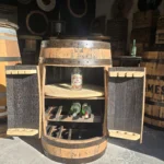 Barek na alkohol wykonany z oryginalnej dębowej 200 litrowej BECZKI po whiskey