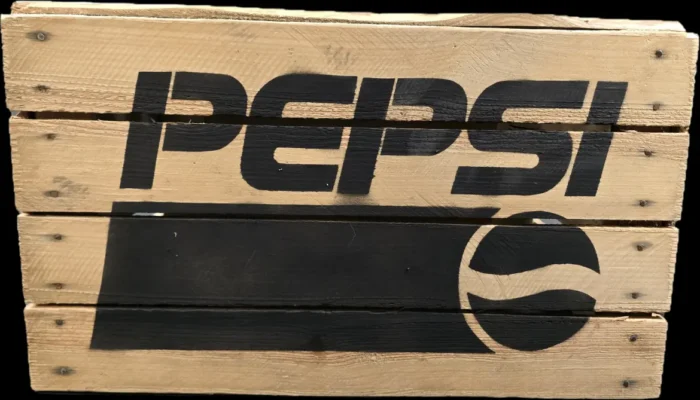 Skrzynka drewniana po owocach jedynka 50x40x30 stolik do leżaków - Pepsi - obrazek 4