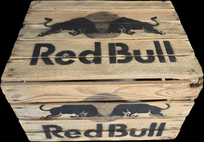 Skrzynka drewniana po owocach jedynka 50x40x30 stolik do leżaków - Red Bull - obrazek 2